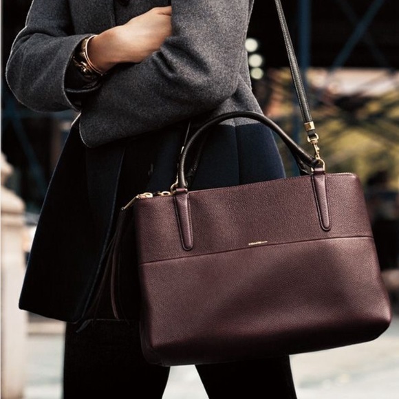 Coach Handbags - NWT Large Classic Coach Borough